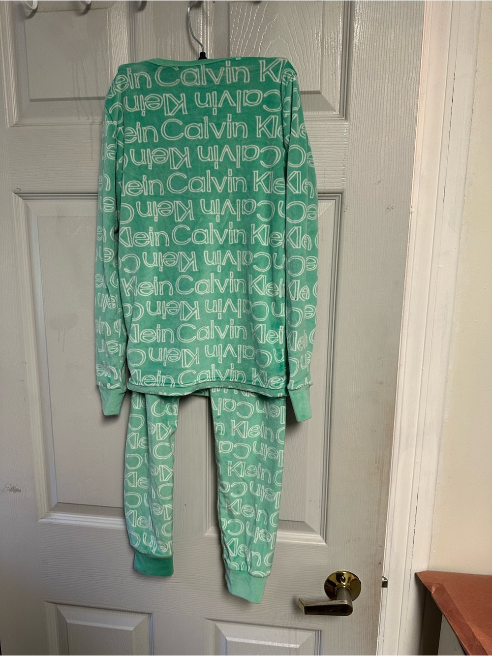 Calvin Klein Kids' Mint Green Logo Pajama Set size 10